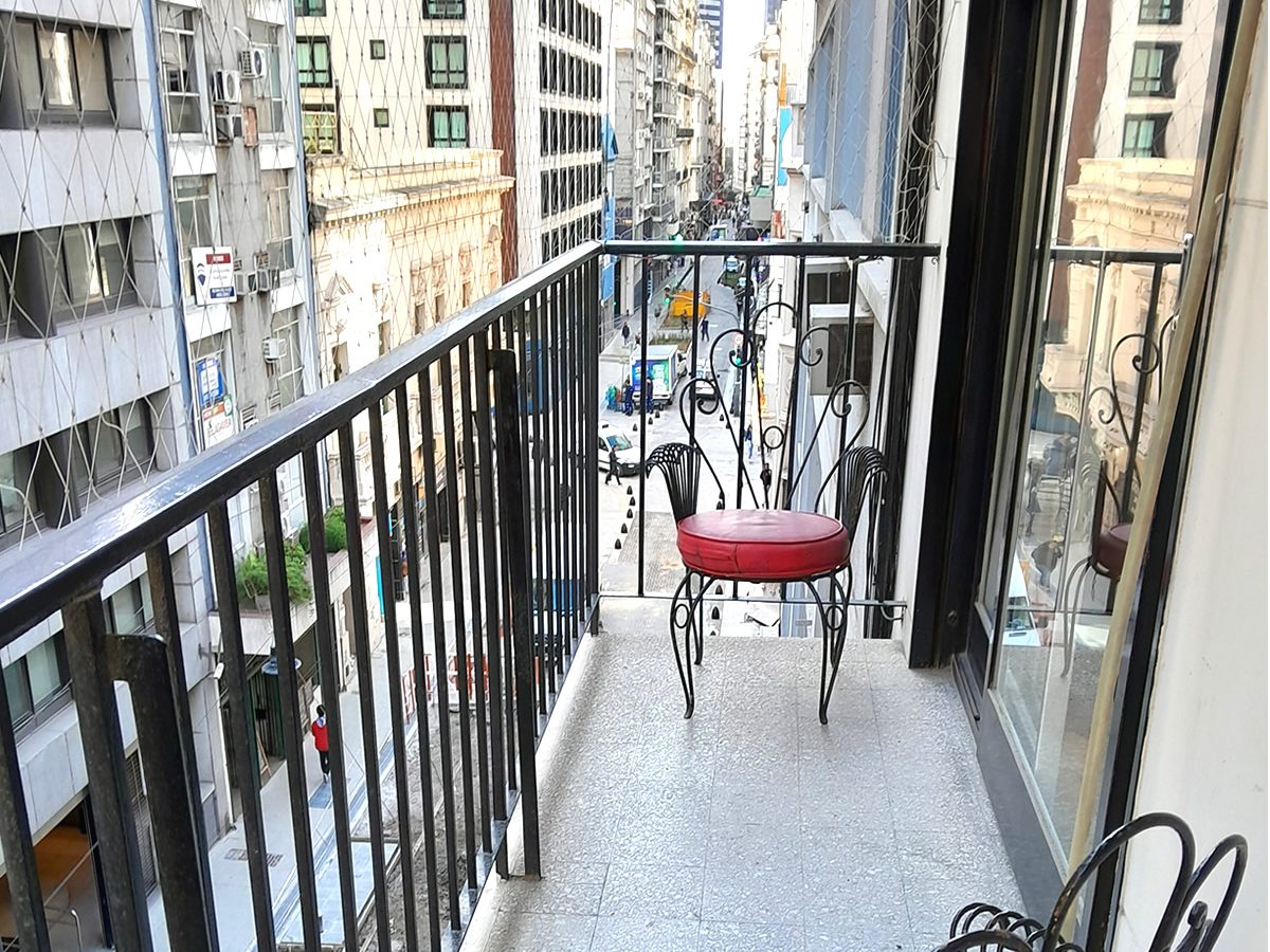 Apart 1 - Paraguay Street